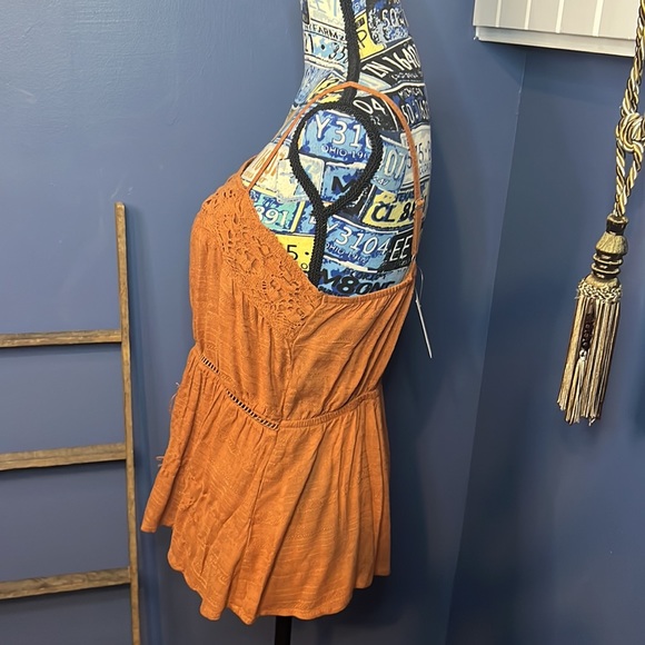 Eyeshadow Tank Top NWT Large - Picture 3 of 6